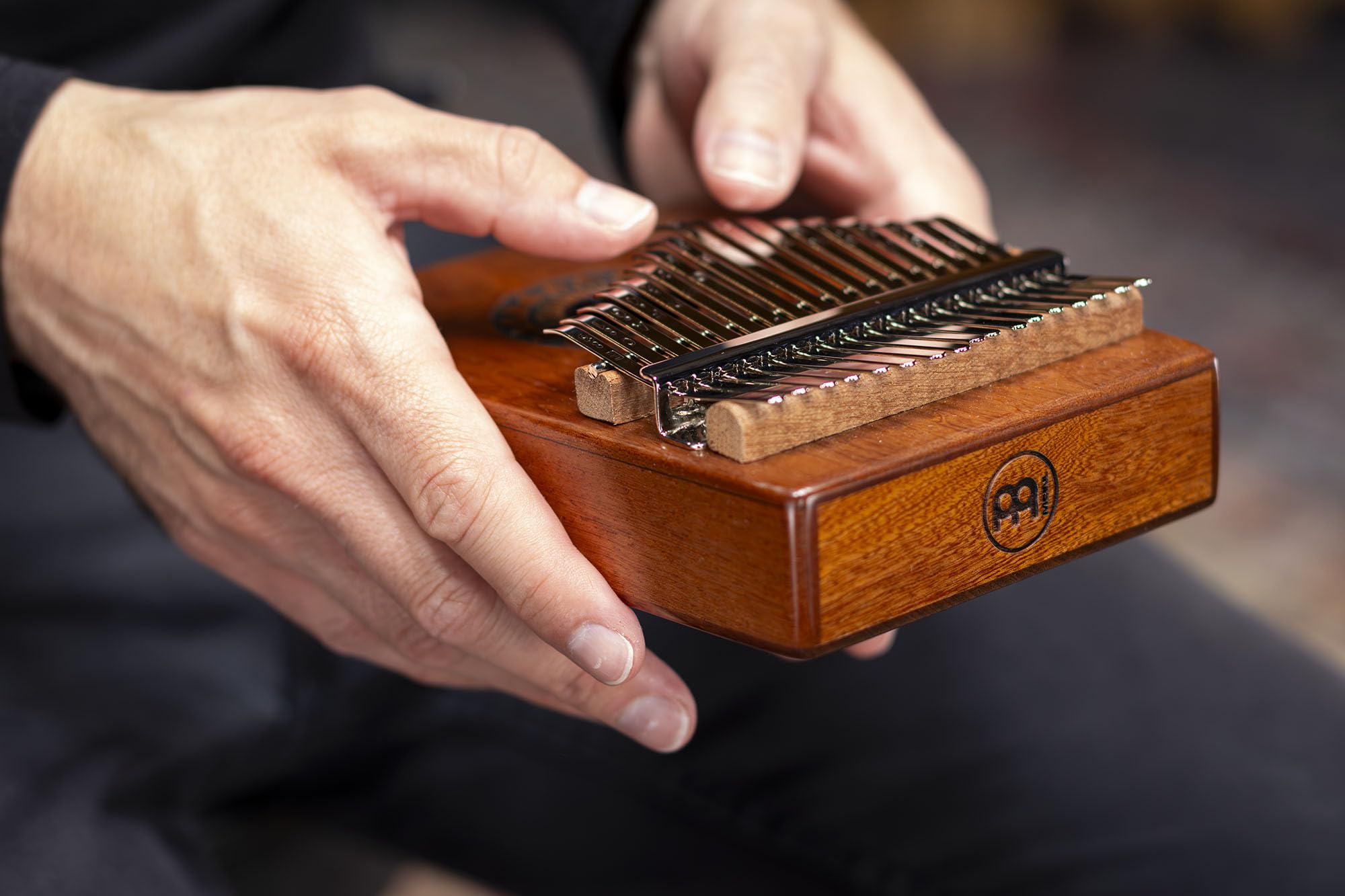 MEINL KA17SU Kalimba 17 Zungen C-Dur braun