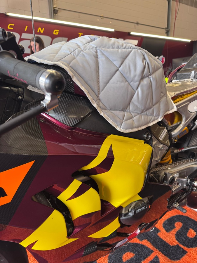 Capit Tankabdeckung Motorrad mit Kühlpacks Zubehör