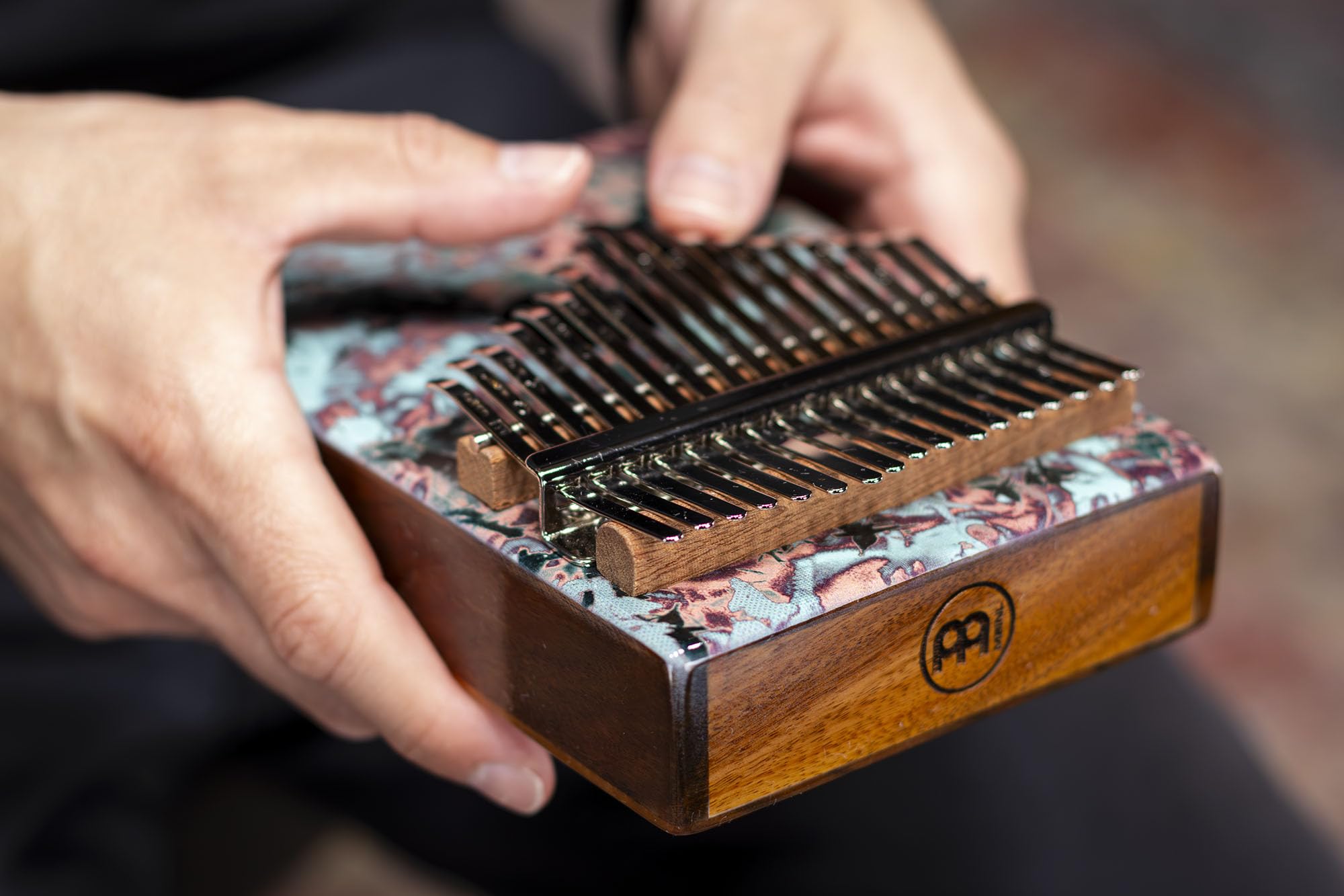 Meinl Sound Effects KA17CR Kalimba 17 Zungen Mehrfarbig